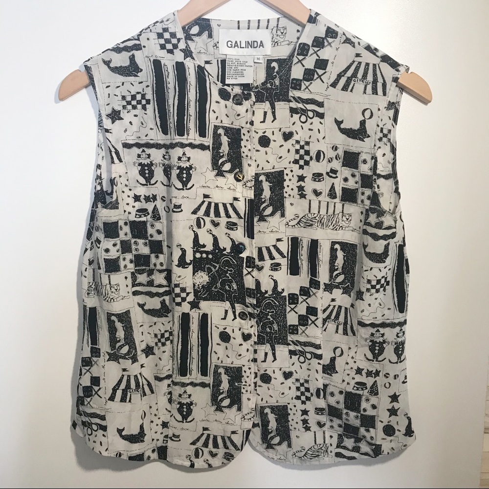 100% Silk Vintage Circus Print Top | Sz. M |